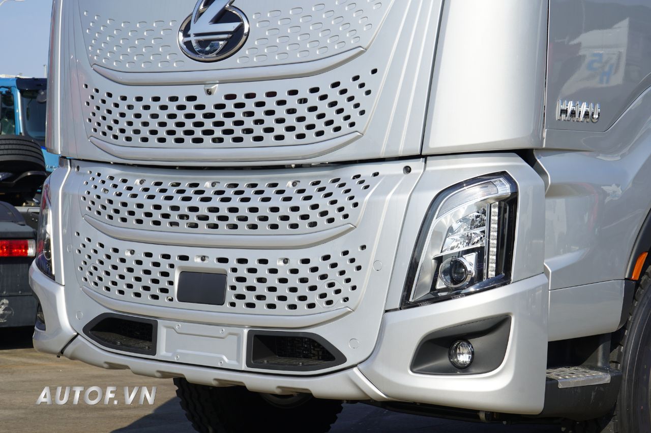 Đầu kéo Chenglong 470Hp cabin H7 Pro - Cầu Dầu